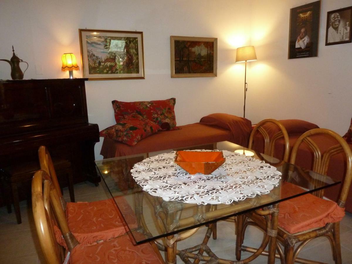 Ginko Apartment Pesaro Bagian luar foto