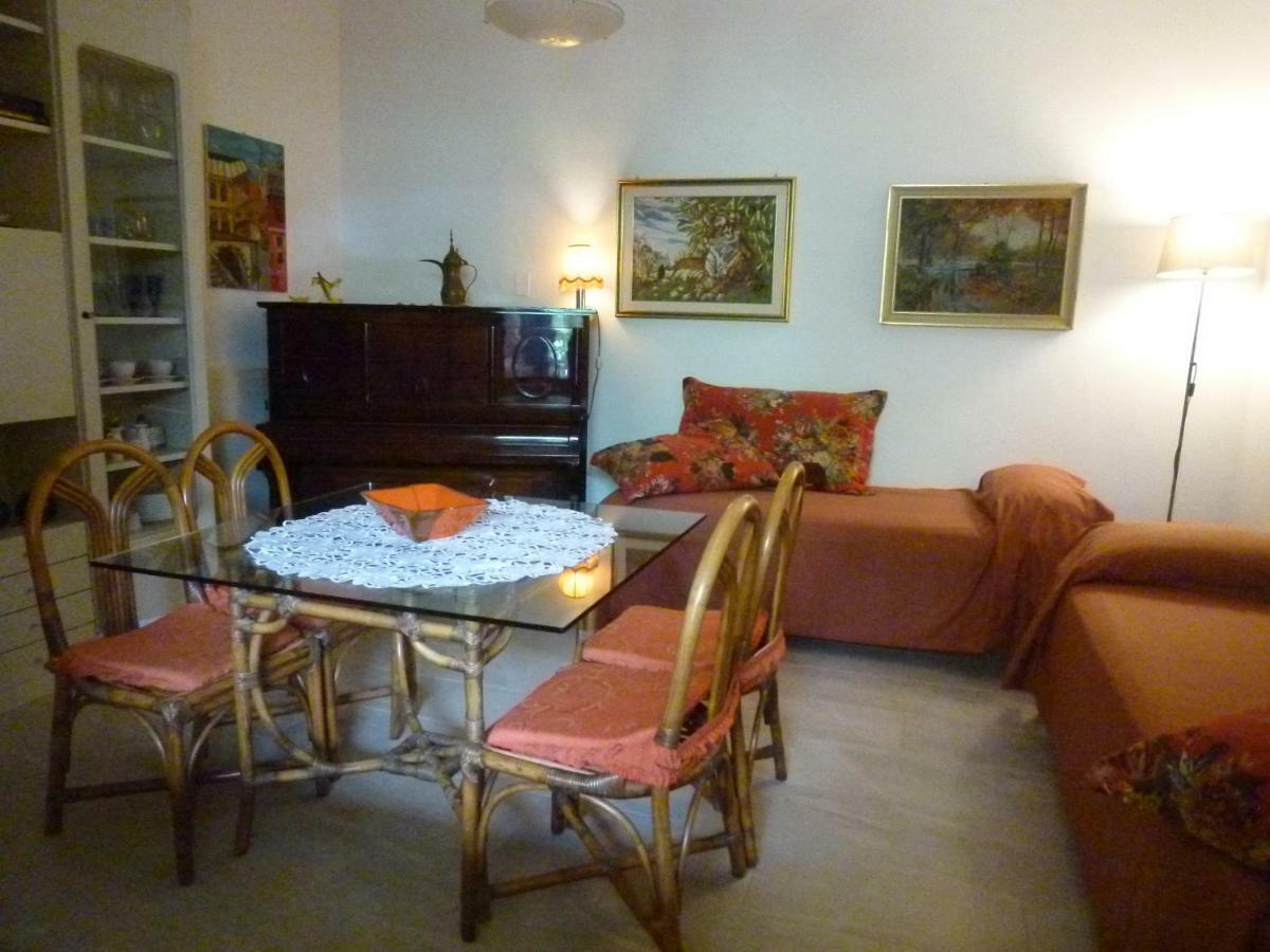 Ginko Apartment Pesaro Bagian luar foto